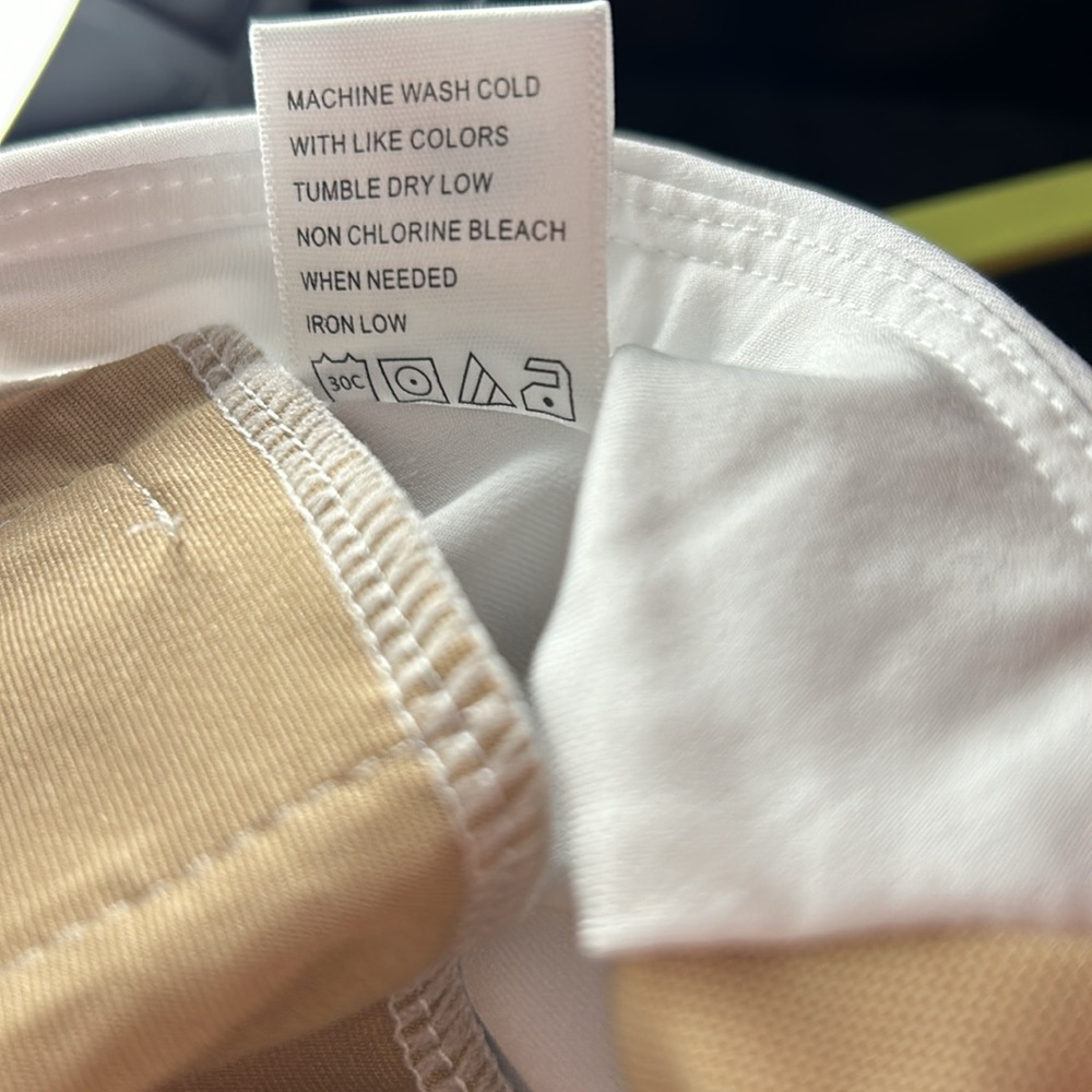Tail Women's 17” Essential Golf Shorts - Chalk White - Pull On Design - Size 8 - Picture 8 of 10